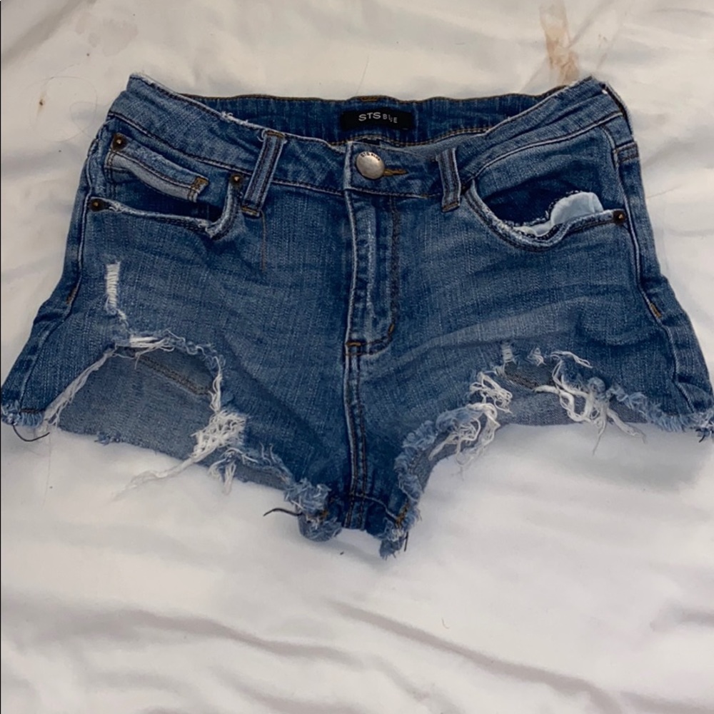 STS shorts size 25